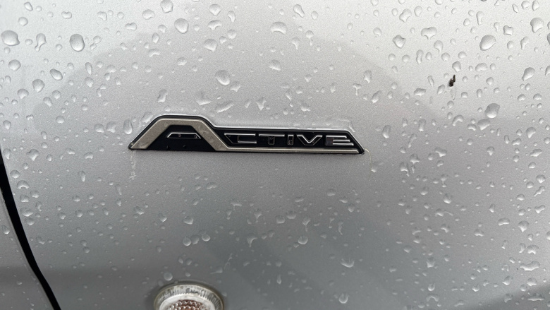 Ford Transit Connect 250 L2 Diesel 1.5 EcoBlue 100ps Active Van